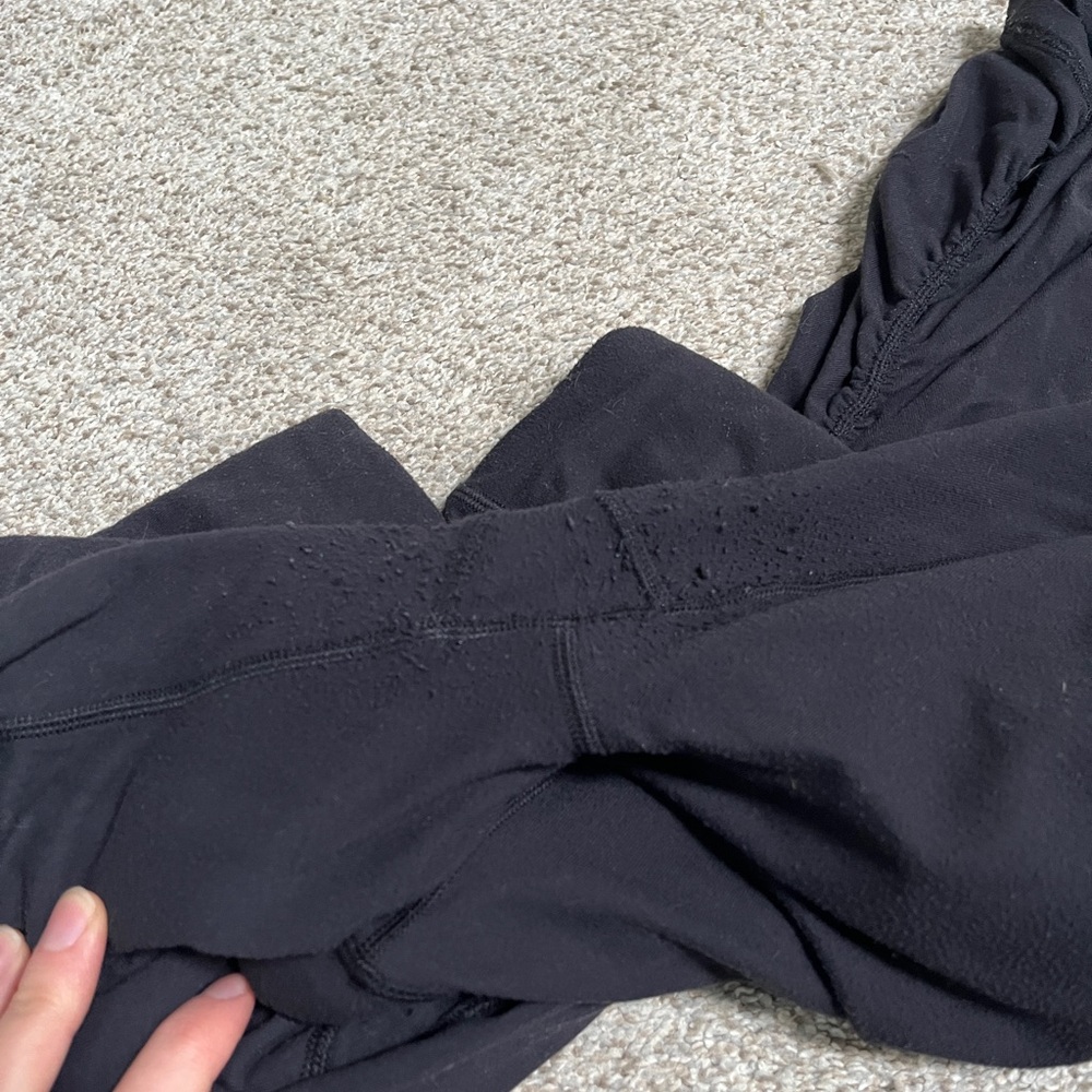 Lululemon leggings with ruched bottoms - Picture 3 of 4